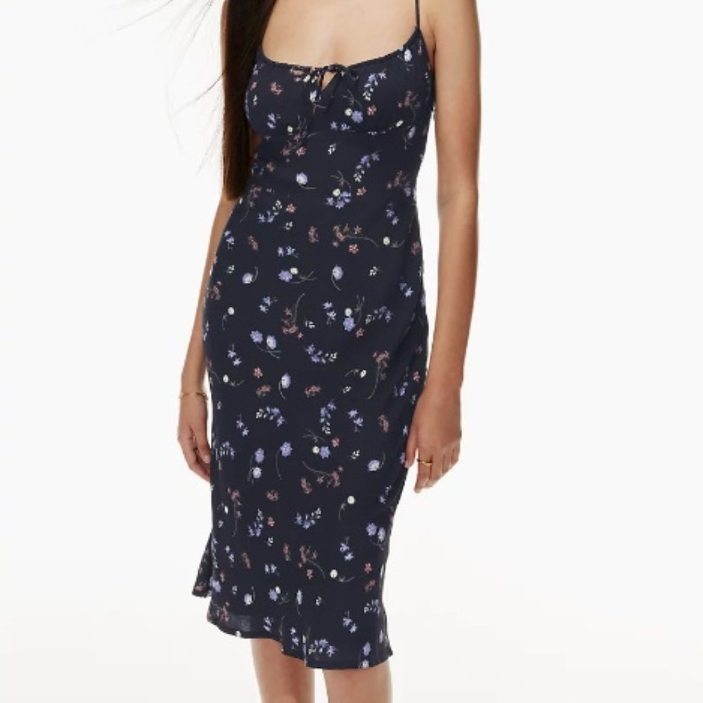 Wilfred Bellow Midi Dress